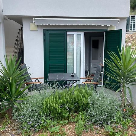 טרוגיר Villa Milena Sweet Apartment-With A Pool מראה חיצוני תמונה
