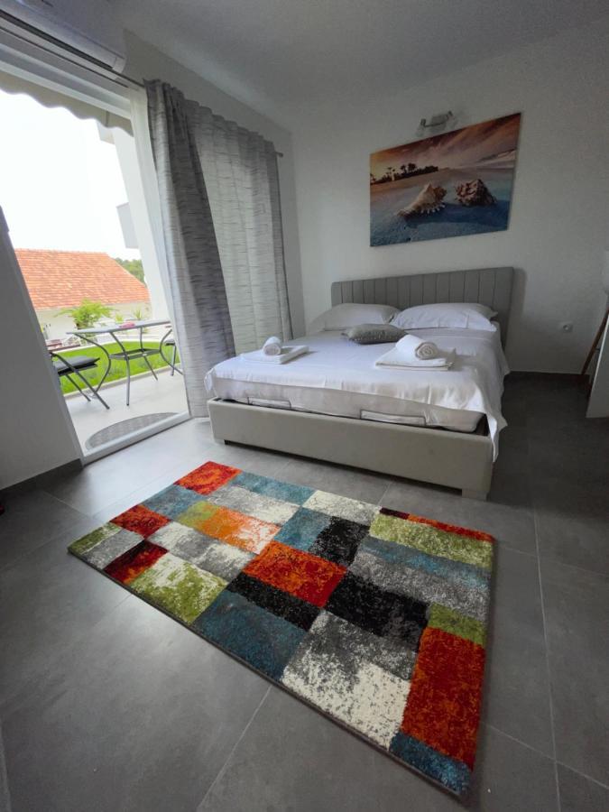 טרוגיר Villa Milena Sweet Apartment-With A Pool מראה חיצוני תמונה
