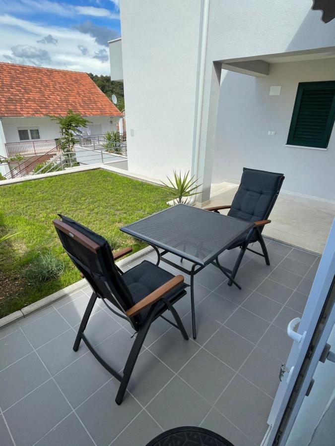 טרוגיר Villa Milena Sweet Apartment-With A Pool מראה חיצוני תמונה